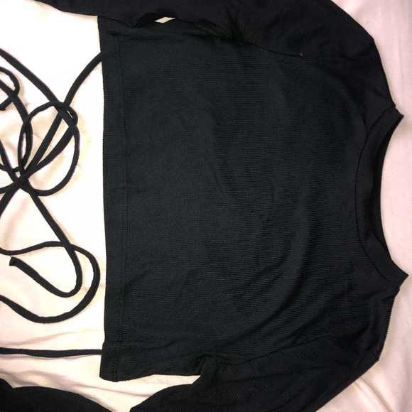 Cross cross black crop top - Picture 6 of 8